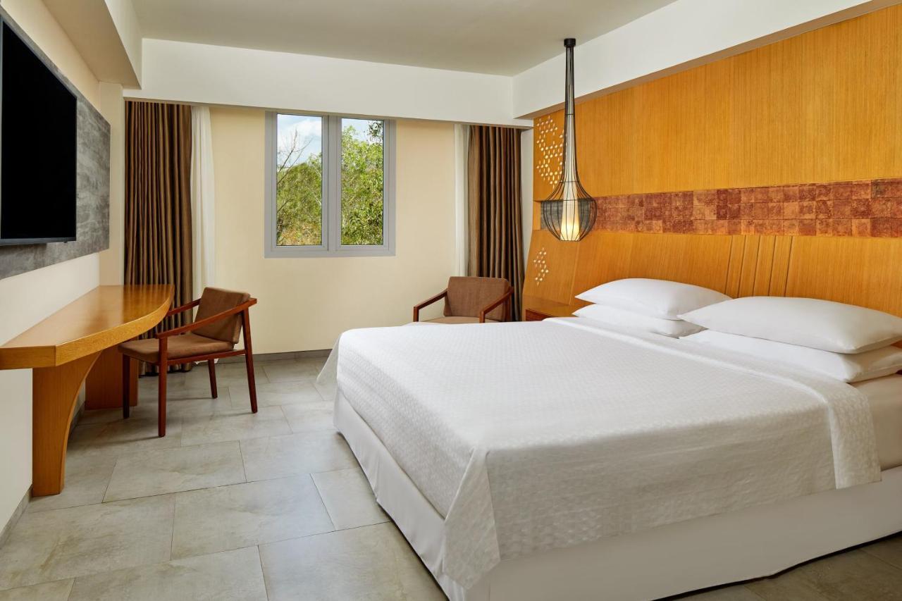 Four Points By Sheraton Bali, Ungasan Джимбаран Экстерьер фото